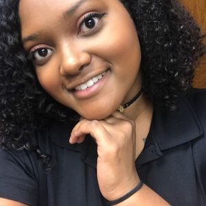 Meet your Posher, Frances